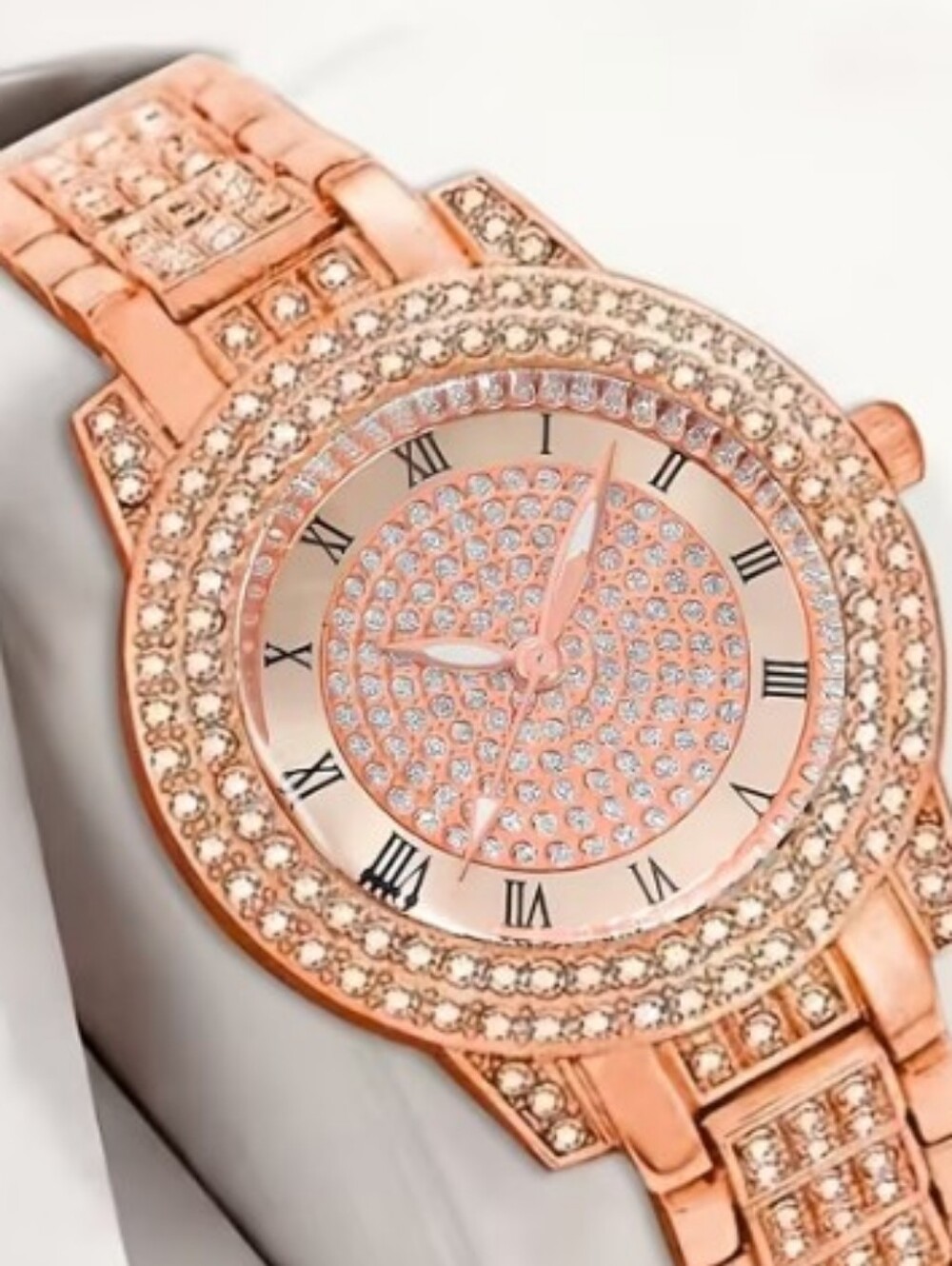 Women's Rose Gold Rhinestone Bracelet Watch - Elegant Sparkle